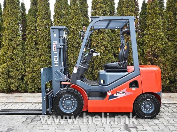 HELI 2500 kg CPCD25-M3H Dizel Viluskar 3m - HMK042